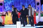 SRK HONOURED WITH THE INTERNATIONAL ICON OF INDIAN CINEMA AWARD BY ASIANET
